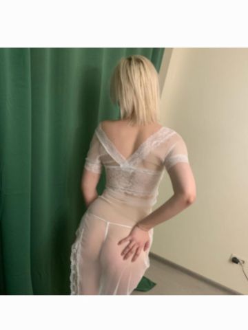 Нелли Пышная Блондинка